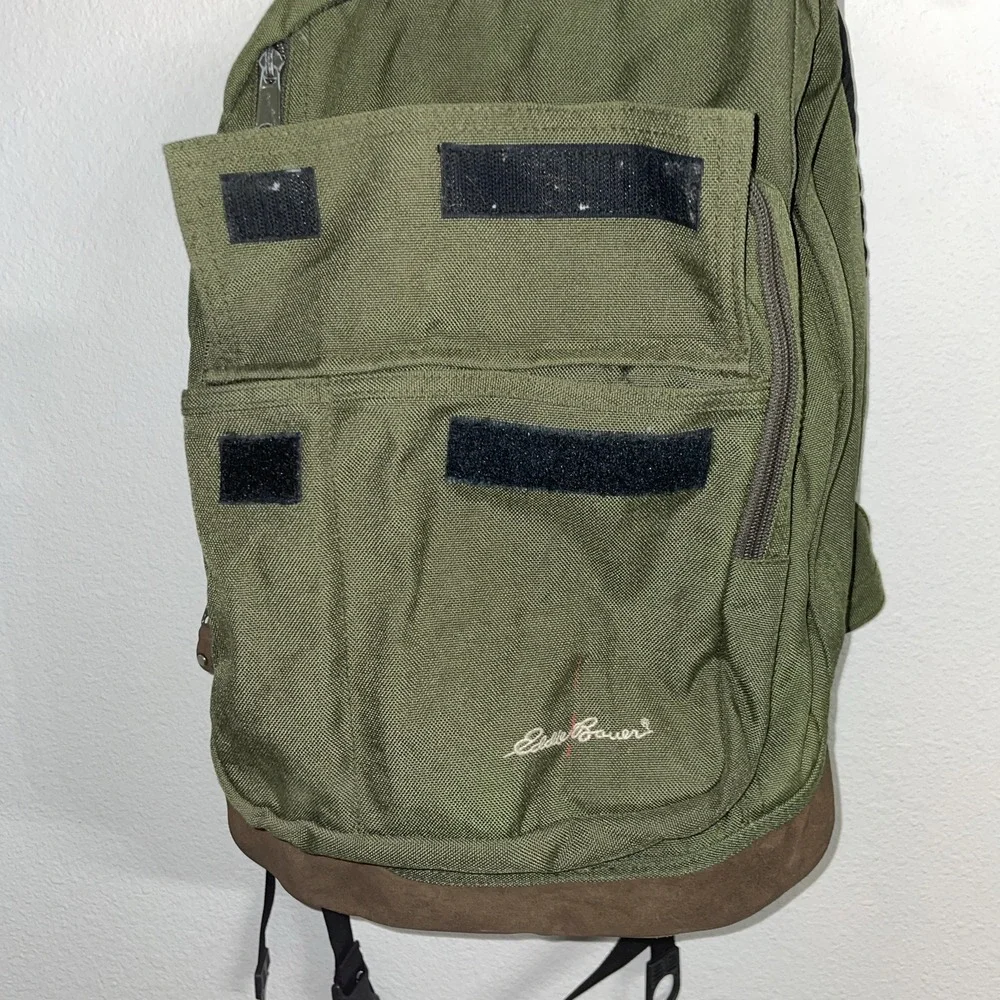 Vintage Eddie Bauer Suede Bottom‎ Backpack Green Travel Camping School Hiking